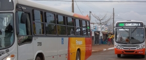 PRF flagra ônibus escolar transportando pessoas que voltavam de