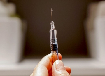 Anvisa flexibiliza regra para uso emergencial de vacina contra Covid retirando obrigatoriedade de testes no Brasil