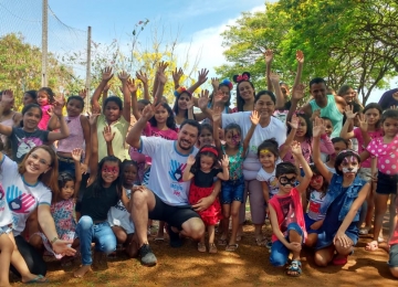 Amigos do Bem realizam festa beneficente às crianças no Jardim América