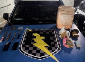 PM descobre tambor enterrado com maconha no Bairro Gameleira; três são presos