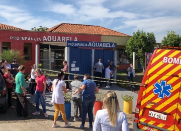 Jovem invade escola em Santa Catarina e mata 3 crianças e 2 funcionárias
