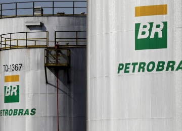 Pela terceira vez no mês, Petrobras reduz preço médio de combustíveis nas refinarias