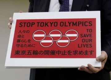 Petição assinada por 350 mil críticos da Olimpíada é apresentada pedindo o cancelamento do evento