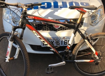 Polícia Militar recupera bicicleta roubada e prende ladrão na Vila Menezes 