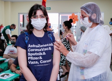 Rio Verde vacina pessoas com 24 anos ou mais nessa sexta (12)
