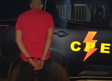 CPE prende jovem em flagrante por tráfico de drogas no Bairro Popular