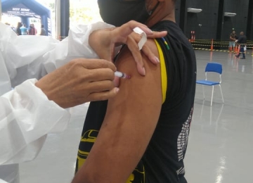 Rio Verde abre novo grupo para vacinação contra Covid com 20% da população iniciada imunização