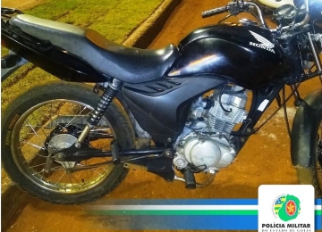 Reclamação de barulho de moto acaba em recuperação de moto furtada no Jardim Floresta