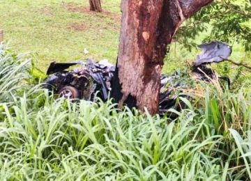 Acidente mata avô e neta na BR-153, e pertences são furtados após a batida