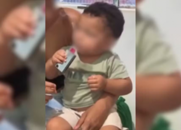 Adolescente dá cigarro eletrônico para bebê e posta vídeo nas redes sociais