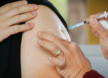 Sexta-feira haverá vacinação 1ª dose para população de 13 anos sem comorbidades