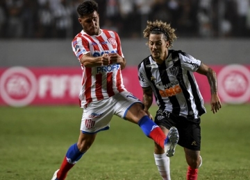 Atlético-MG vence mas não se classifica na Sul-americana