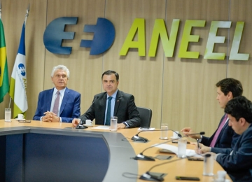 Aneel envia fiscais para acompanhar desempenho da Enel em Goiás após reunião com governador