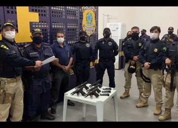 Rio Verde recebe 84 pistolas da PRF para uso da GCM