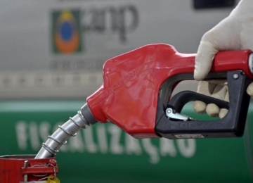 Gasolina fica mais cara a partir de hoje (27) com novo reajuste