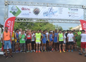 Quase 300 pessoas participaram da 1ª etapa do Circuito Rio-verdense de Corrida