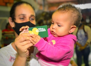 Beneficiárias podem retirar o cartão Mães de Goiás na Assistência Social de Rio Verde