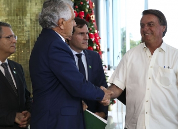 Bolsonaro assina adesão do estado de Goiás ao Regime de Recuperação Fiscal