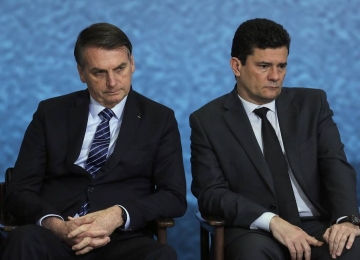 Após ser acusado por Moro de interferência política, Bolsonaro diz que reestabelecerá a verdade 