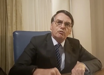 Bolsonaro nega envolvimento com o caso Marielle e ataca TV Globo e Witzel