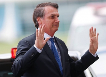 Bolsonaro deseja fazer reforma ministerial no alto escalão no início de 2020