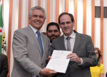 Governo de Goiás emite nota sobre projeto de encampanação da Enel