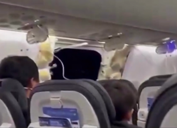 Nos EUA, avião faz pouso de emergência após perder janela em pleno voo