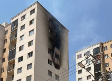 Casal e criança morrem ao se jogarem de apartamento em chamas, em Valparaíso