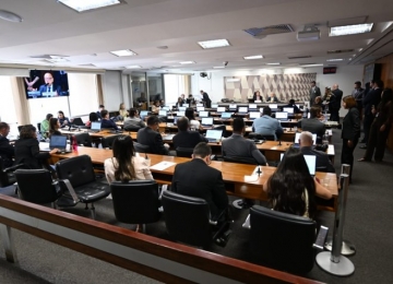 CCJ do Senado conclui votação da PEC da Segurança Pública e encaminha texto ao plenário