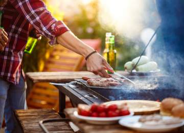 Ida em churrasco durante atestado valida justa causa de vigilante em Santa Helena de Goiás
