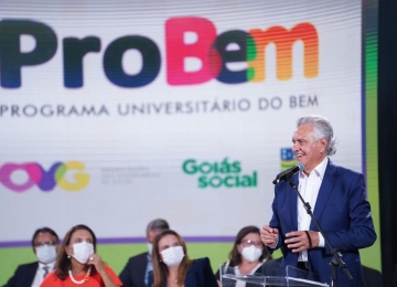 Cinco mil novos estudantes recebem bolsa do ProBem em Goiás
