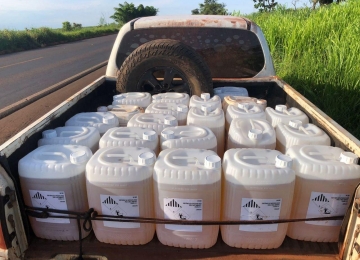 COD apreende 400 litros de agrotóxicos que seriam entregues em fazenda de Jataí