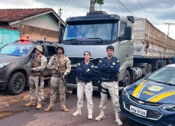 COD e PRF recuperam em Goiás veículos roubados no Paraná