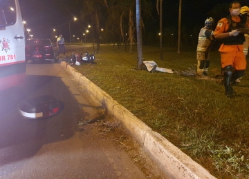 Colisão entre motos deixa três feridos em Rio Verde