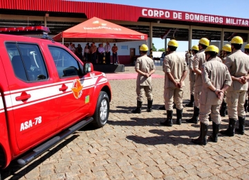 Corpo de Bombeiros de Goiás abre concurso com salário de até R$ 13,9 mil