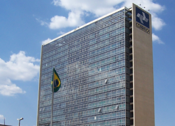 CORREIOS: O FIM DE UMA ERA OU A CHANCE DE RENASCER?