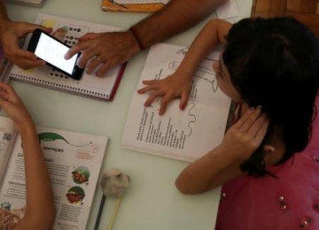 Estudo da FGV indica prejuízo de até 72% na educação brasileira durante ensino à distância