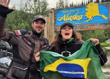 De Rio Verde ao Alasca: aventura de moto leva goiana a cruzar 20 países
