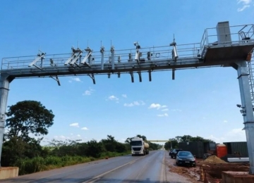Dívidas em pedágios sem cancela nas BRs 060 e 452 podem gerar penalidades para 141 mil motoristas de Goiás