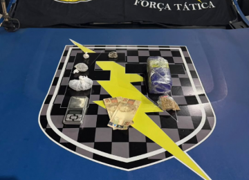 Drogas são apreendidas durante abordagem policial em posto de combustíveis no Bairro Veneza