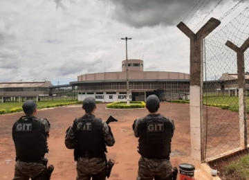 Preso promete pix para servidor penitenciário em troca de regalias em Itumbiara