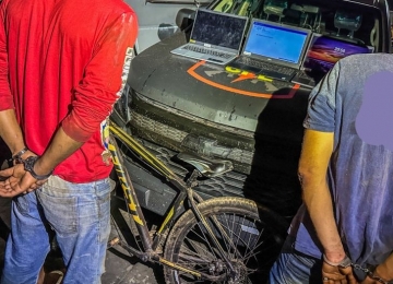 Três homens são presos por furto e receptação de bicicleta e eletrônicos no bairro Jardim América