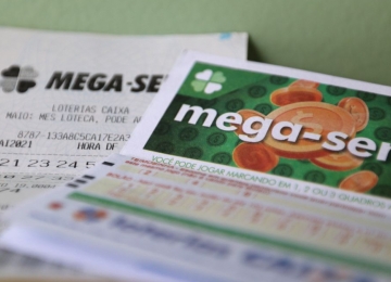 Mega Sena acumula de novo, três apostas de Goiás faturam R$ 80,3 mil cada   