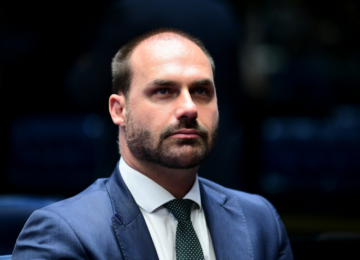 Mesa Diretora da Câmara cassa mandatos de Eduardo Bolsonaro e Alexandre Ramagem