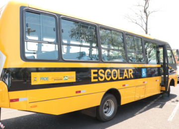Transporte escolar da rede municipal passa por vistoria do Detran e Ministério Público