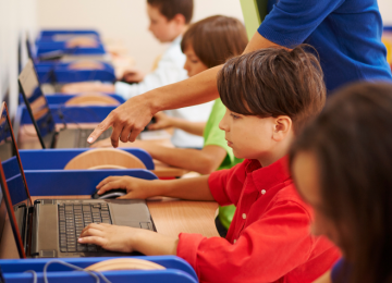 EDUCAÇÃO EM TRANSFORMAÇÃO: TECNOLOGIA E METODOLOGIAS INOVADORAS NO APRENDIZADO