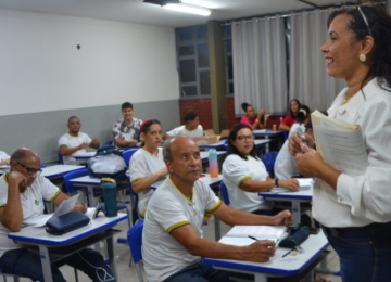 Goiás abre matrículas para Educação de Jovens e Adultos em 2026