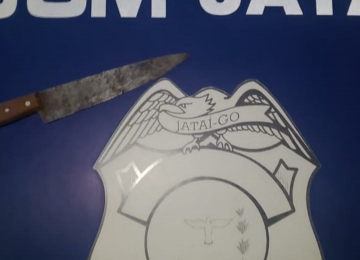 Em Jataí homem é detido pela GCM após agredir esposa com faca 