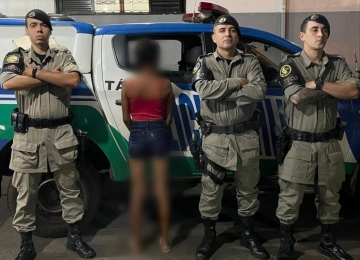 Em Rio Verde mulher é presa por tentar matar marido com faca