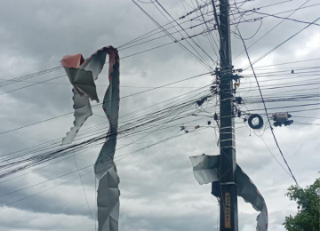 Equatorial trabalha para restabelecer energia após forte temporal em Rio Verde